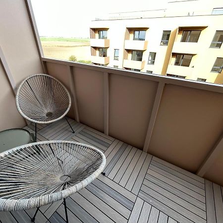 Cozy 1-Bedroom Condo Miloslavov 外观 照片