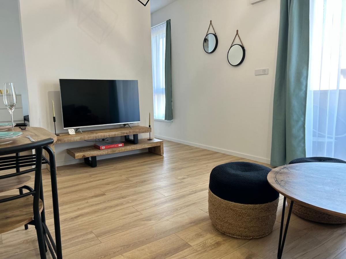 Cozy 1-Bedroom Condo Miloslavov 外观 照片