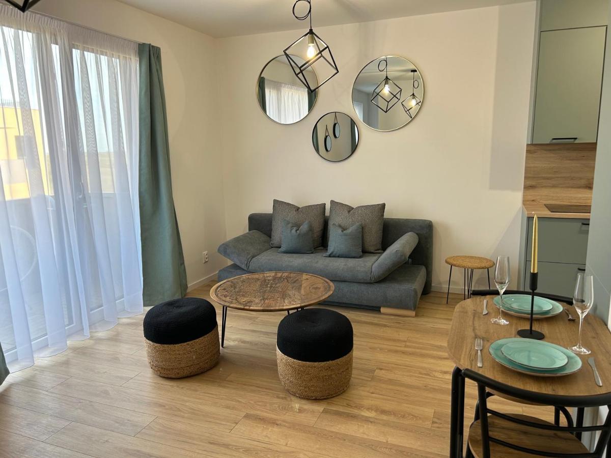 Cozy 1-Bedroom Condo Miloslavov 外观 照片