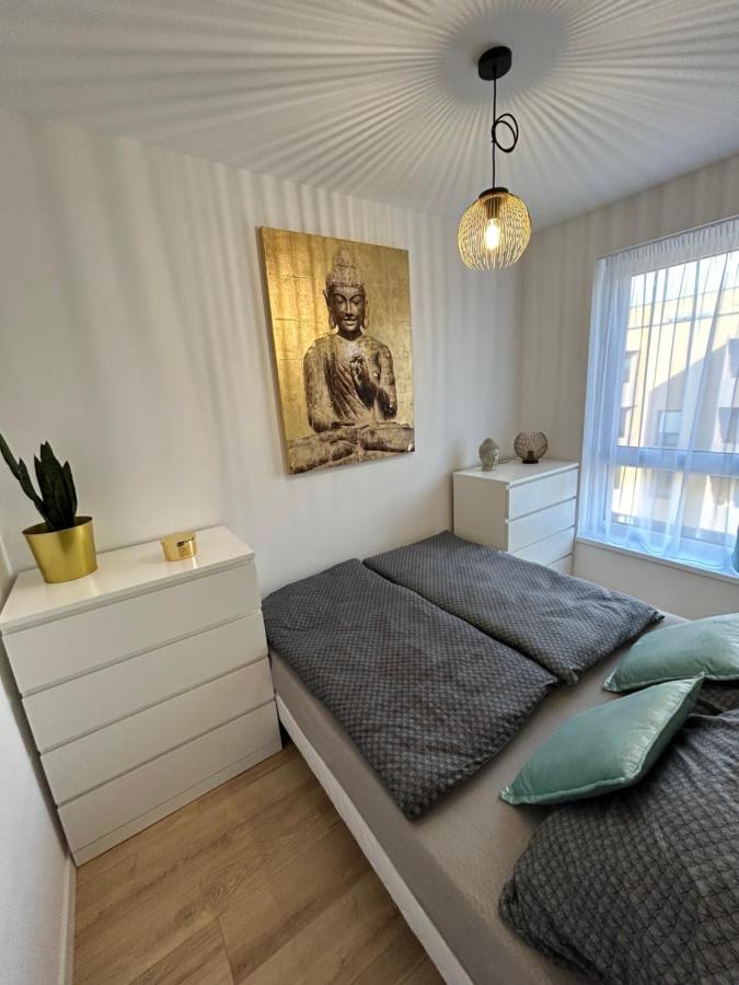 Cozy 1-Bedroom Condo Miloslavov 外观 照片